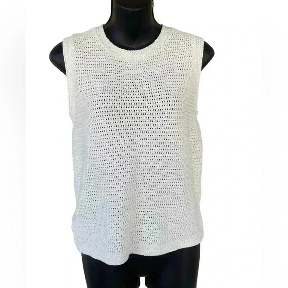 Ann Taylor women’s crochet Crewneck Pointelle Sweater Tank white sz small 100% - Picture 3 of 7